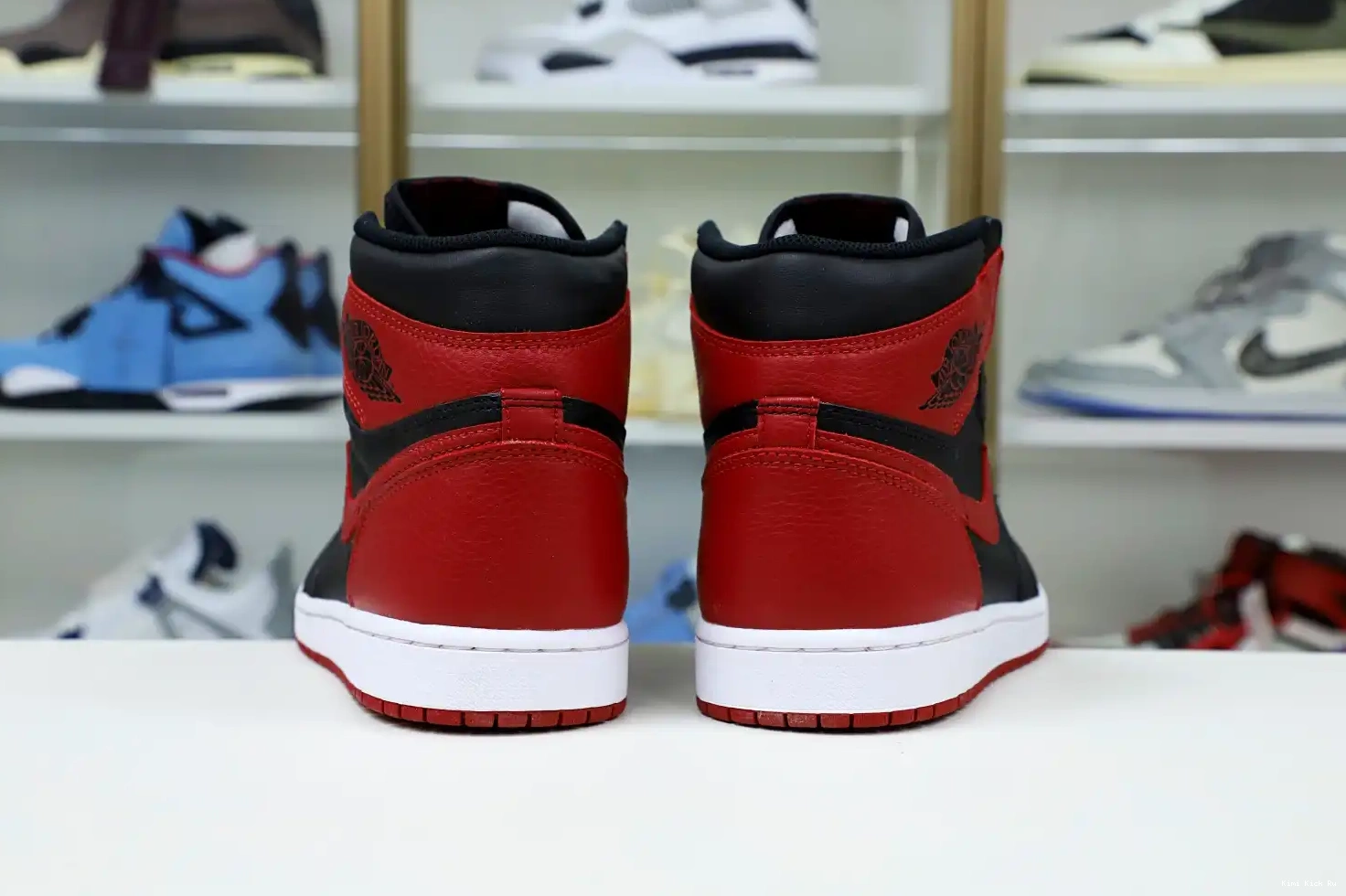 'BRED' OG RETRO AIR JORDAN Kimikick HIGH 1 0710
